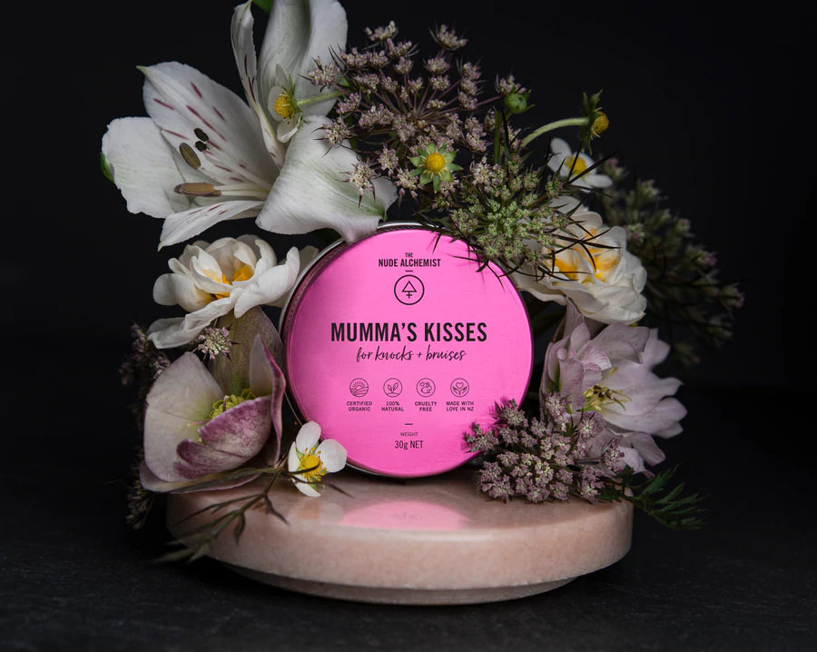 The Nude Alchemist - Mamma's Kisses