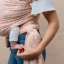 a side view of who how the wraps is tied