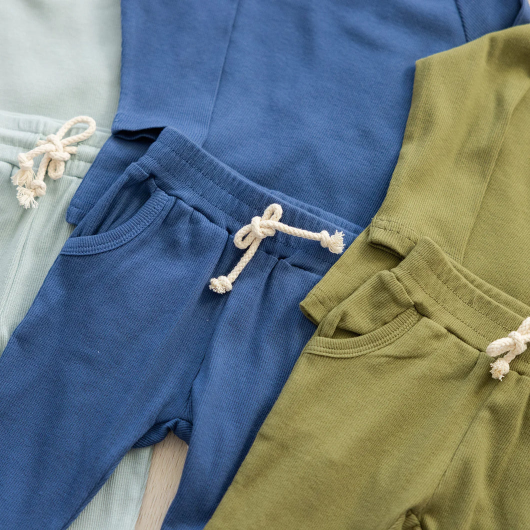 Lightweight lounge set deals